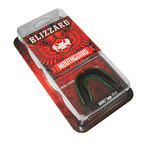 Защита рта (капа) FLAMMA - BLIZZARD с футляром взр. MGF-031 черный/зелён купить в Таганроге - цены в интернет-магазине спортивных товаров "Медведь"